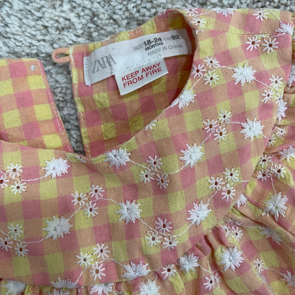 Zara Spring Flower bundle - Picture 4 of 9